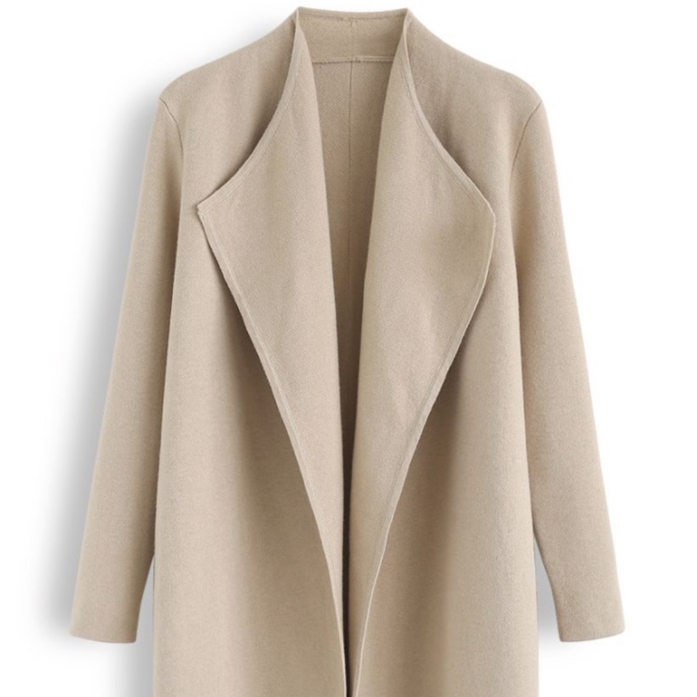 NWT Classy open front knit coat in light tan w pickets. Size M-L